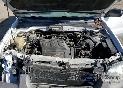 2002 Ford Escape Xlt from USA, damaged, VIN 1FMYU04172KB66559